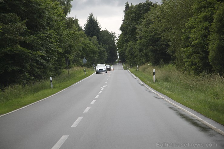 Polijas lielceļš no Lietuvas robežas līdz Varšavai. Foto sponsors: www.sixt.lv 97536