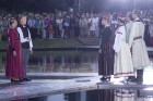 Svētdien, 30. jūnijā, Dziesmusvētku parkā Viesturdārzā notika Dziesmu un deju svētku atklāšanas pasākums ar tradicionālo virsdiriģentu un virsvadītaju 15