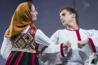 XXV Vispārējo latviešu dziesmu un XV deju svētku ietvaros pirmdien, 1. jūlijā, Lielajā Ģildē notika mazākumtautību kolektīvu koncertuzvedums Zem viena 28