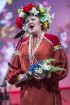 XXV Vispārējo latviešu dziesmu un XV deju svētku ietvaros pirmdien, 1. jūlijā, Lielajā Ģildē notika mazākumtautību kolektīvu koncertuzvedums Zem viena 37