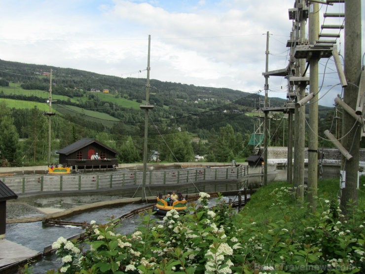 Iespēja izbaudīt aktīvo atpūtu, kāpelējot vairāku metru augstumā. 97779