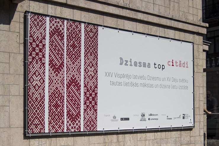 No 21. jūnija līdz 8. septembrim izstāžu zālē Rīgas mākslas telpa apskatāma izstāde Dziesma top citādi No 21. jūnija līdz 8. septembrim izstāžu zālē Rīgas mākslas telpa apskatāma izstāde Dziesma top citādi 97869
