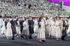 Ar aptuveni 18 000 dalībnieku uzstāšanos Mežaparka Lielajā estrādē noslēdzas XXV Vispārējie latviešu Dziesmu un XV Deju svētki 49