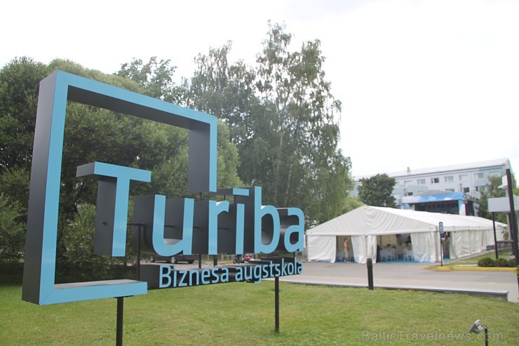 Biznesa augstskola «Turība» 5.07.2013 svinēja 20 gadu jubileju ar lielu vērienu - www.turiba.lv 98404