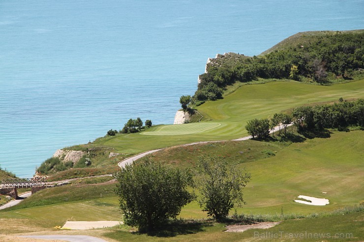 Bulgārija piedāvā pasaules klases golfa laukumu «Thracian Cliffs Golf & Beach Resort». Foto sponsors: www.goadventure.lv 98748