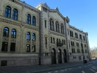 Oslo ielās redzamas pievilcīgas ēkas, katra ar savu īpatnību un 