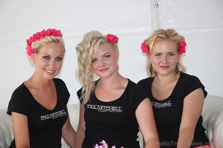 Blondīnu festivāls «Go Blonde 2013». Foto sponsors: www.hoteljurmala.lv 99447