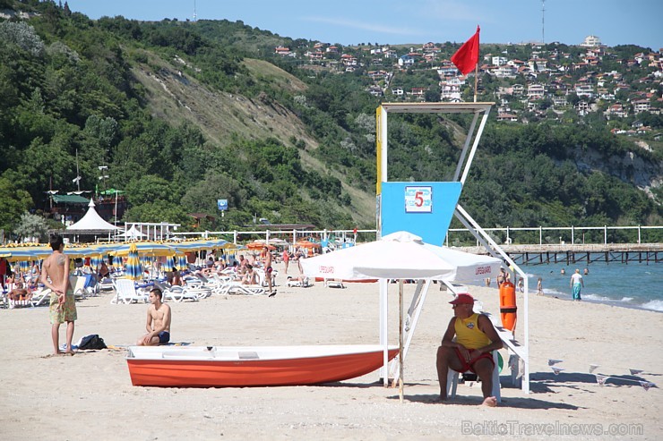 Zelta smilšu maksas pludmale. Foto sponsors: www.GoAdventure.lv 99797