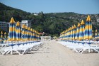 Bulgārijas Melnās jūras piekrastes pludmales ir viena no lētākām alternatīvām saulei, smiltīm un peldei, ja Latvijā sākas lietus periods. Foto sponsor 8