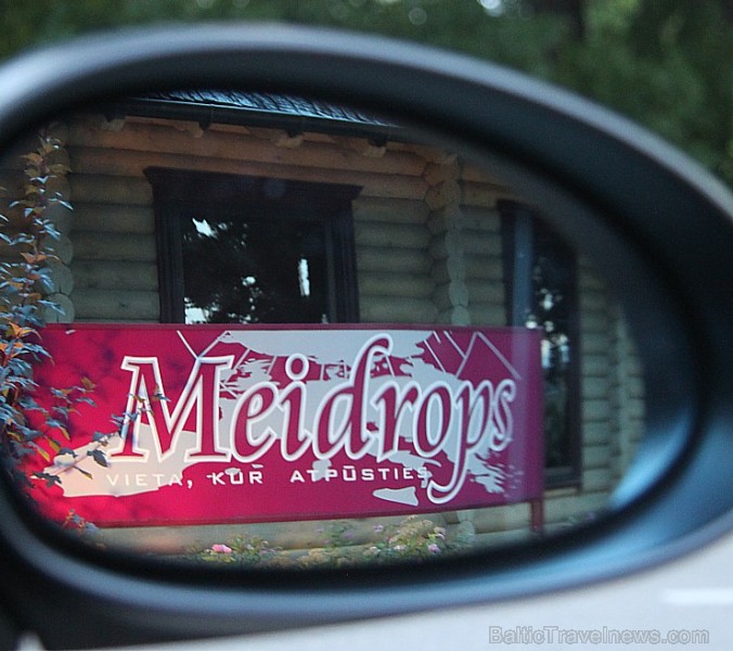 Atpūtas komplekss “Meidrops” atrodas Ikšķilē, gleznainā vietā - pašā Daugavas krastā, pavisam tuvu Rīgai – tikai 27 km attālumā. Foto sponsors: www.me Atpūtas komplekss “Meidrops” atrodas Ikšķilē, gleznainā vietā - pašā Daugavas krastā, pavisam tuvu Rīgai – tikai 27 km attālumā. Foto sponsors: www.me 100471