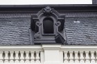 Vīlandes iela 1 - mūra īres nams celts 1899.gadā, arhitekts Rūdolfs Heinrihs fon Cirkvics. Ēkā dažādos laikos dzīvojuši daudzi Latvijas kultūrai nozīm 11