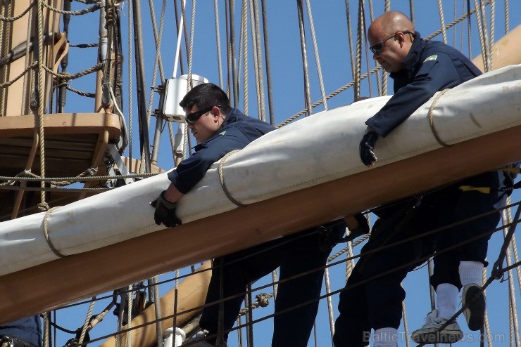 Starptautiskās burukuģu un jahtu regates The Tall Ships Races 2013 dalībnieki pirms došanās uz Rīgu ieradās Ventspilī, kur tos varēja apskatīt Ostas i 101319