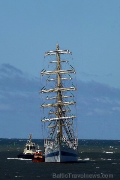 Starptautiskās burukuģu un jahtu regates The Tall Ships Races 2013 dalībnieki pirms došanās uz Rīgu ieradās Ventspilī, kur tos varēja apskatīt Ostas i 101323