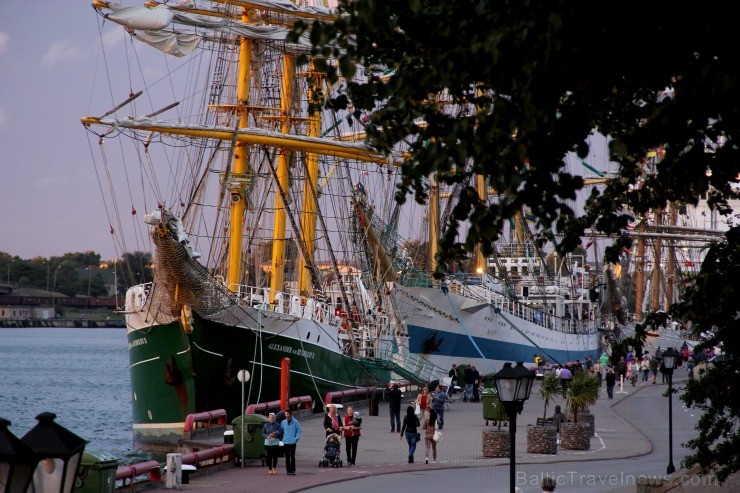 Starptautiskās burukuģu un jahtu regates The Tall Ships Races 2013 dalībnieki pirms došanās uz Rīgu ieradās Ventspilī, kur tos varēja apskatīt Ostas i Starptautiskās burukuģu un jahtu regates The Tall Ships Races 2013 dalībnieki pirms došanās uz Rīgu ieradās Ventspilī, kur tos varēja apskatīt Ostas i 101346