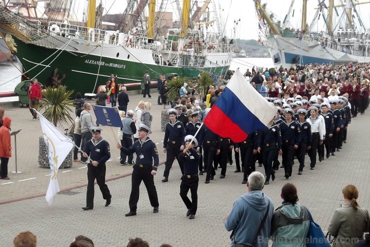 Starptautiskās burukuģu un jahtu regates The Tall Ships Races 2013 dalībnieki pirms došanās uz Rīgu ieradās Ventspilī, kur tos varēja apskatīt Ostas i 101395