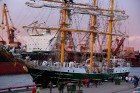 Starptautiskās burukuģu un jahtu regates The Tall Ships Races 2013 dalībnieki pirms došanās uz Rīgu ieradās Ventspilī, kur tos varēja apskatīt Ostas i 52