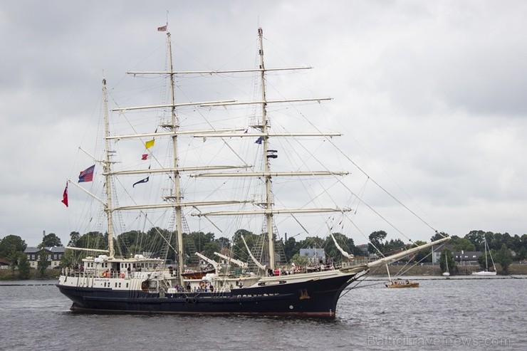 «The Tall Ships Races» pirmās dienas aktivitātes Rīgā pulcē tūkstošiem apmeklētāju 101500