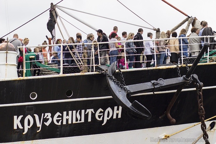 «The Tall Ships Races» pirmās dienas aktivitātes Rīgā pulcē tūkstošiem apmeklētāju 101523