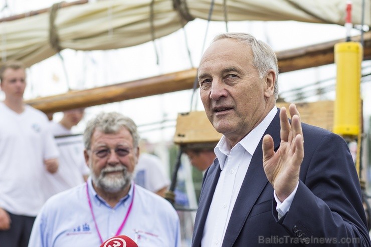 Prezidents Andris Bērziņš apmeklē Regates «The Tall Ships Races 2013» dalībniekus 101637