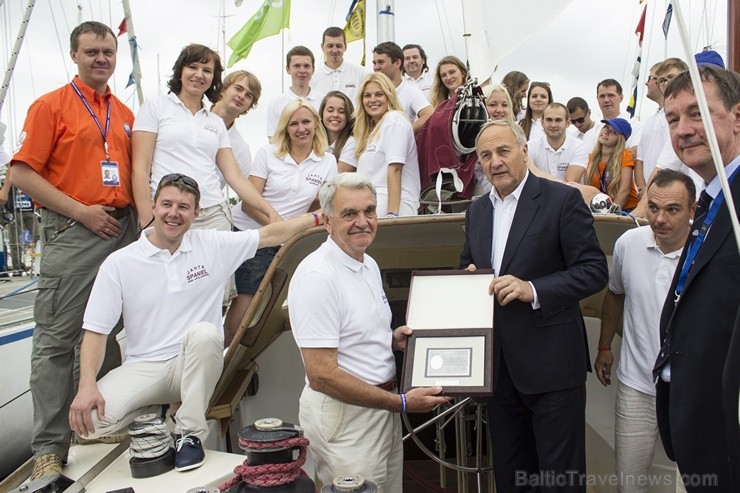 Prezidents Andris Bērziņš apmeklē Regates «The Tall Ships Races 2013» dalībniekus 101643