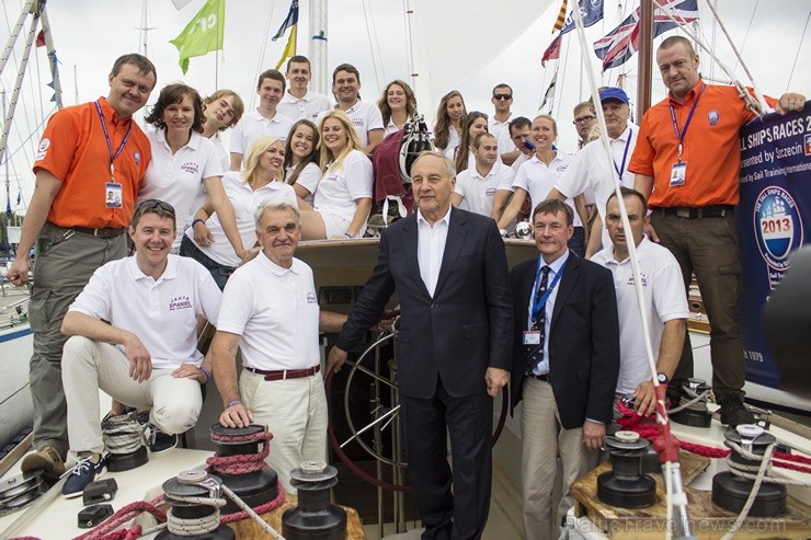 Prezidents Andris Bērziņš apmeklē Regates «The Tall Ships Races 2013» dalībniekus 101645