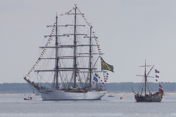 Ar buru parādi noslēdzas regates «The Tall Ships Races 2013» Rīgas posms 101762