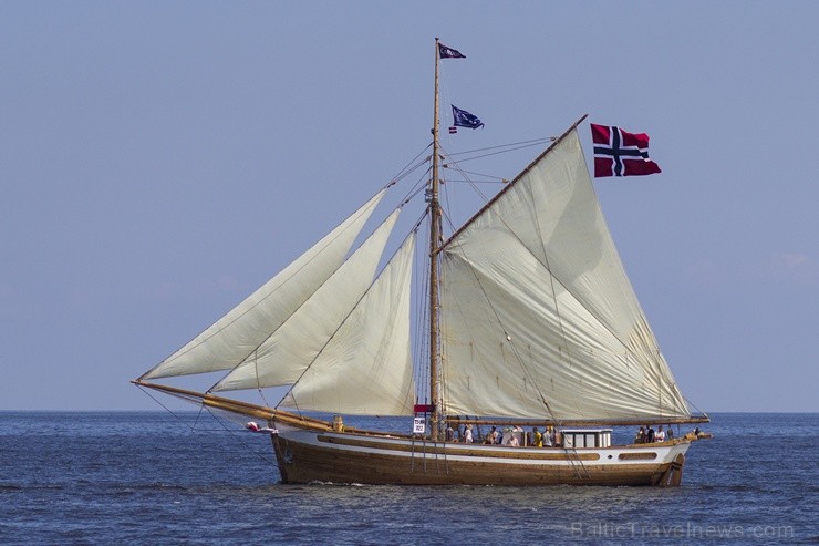 Ar buru parādi noslēdzas regates «The Tall Ships Races 2013» Rīgas posms 101770