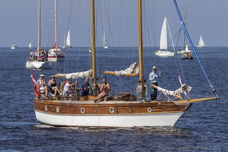 Ar buru parādi noslēdzas regates «The Tall Ships Races 2013» Rīgas posms 101789