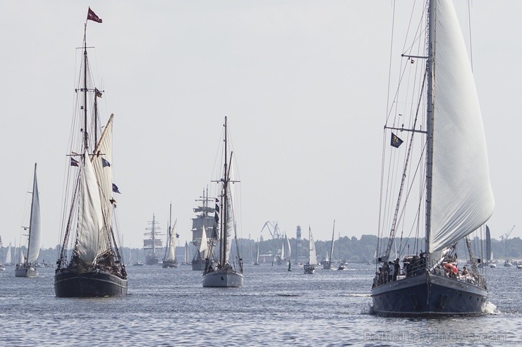 Ar buru parādi noslēdzas regates «The Tall Ships Races 2013» Rīgas posms 101791