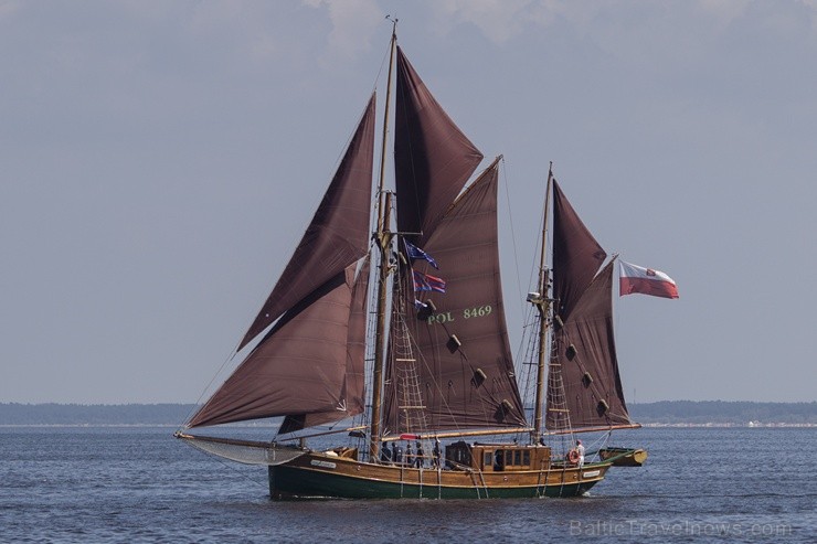 Ar buru parādi noslēdzas regates «The Tall Ships Races 2013» Rīgas posms 101802