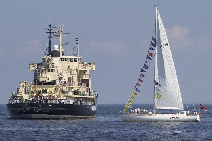 Ar buru parādi noslēdzas regates «The Tall Ships Races 2013» Rīgas posms 101805
