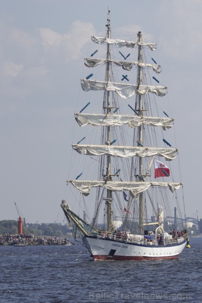 Ar buru parādi noslēdzas regates «The Tall Ships Races 2013» Rīgas posms 101828