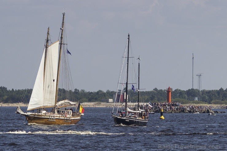 Ar buru parādi noslēdzas regates «The Tall Ships Races 2013» Rīgas posms 101843
