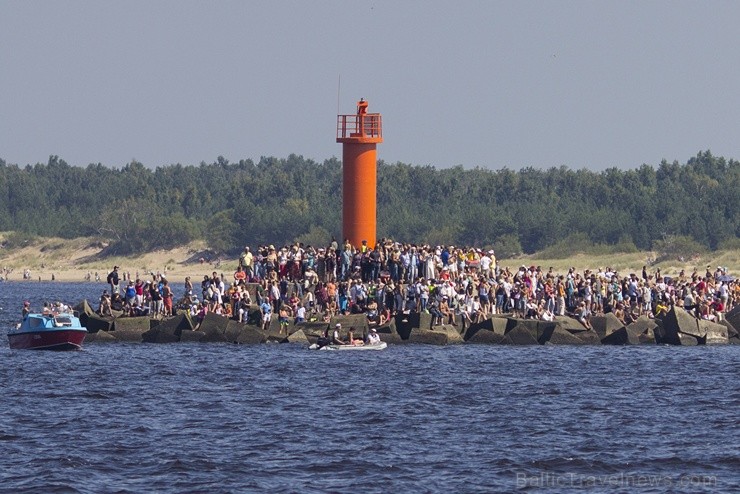 Ar buru parādi noslēdzas regates «The Tall Ships Races 2013» Rīgas posms 101846