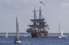Ar buru parādi noslēdzas regates «The Tall Ships Races 2013» Rīgas posms 51