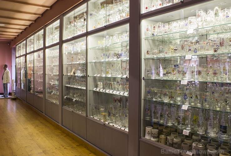 Muzeja otrajā stāvā alus mīļotājus iepriecinās alus kausu kolekcija – ap 2000 kausu no 50 pasaules valstīm 102608