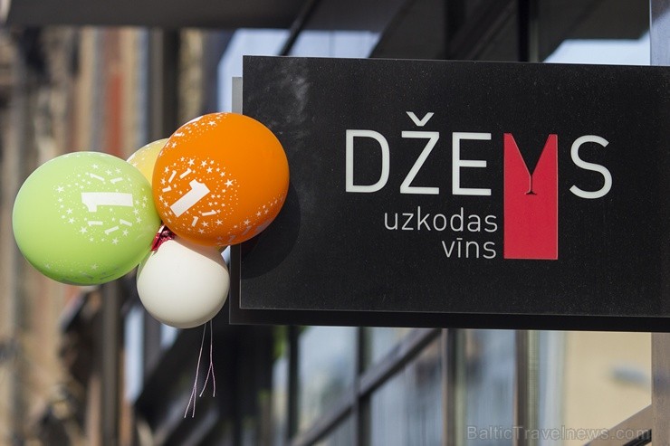 Rīgas restorāns Džems, kas atrodas E.Birznieka-Upīša ielā 20a, pirmo reizi pannu uzkarsēja 2012. gada 8. augustā - www.dzems.lv Rīgas restorāns Džems, kas atrodas E.Birznieka-Upīša ielā 20a, pirmo reizi pannu uzkarsēja 2012. gada 8. augustā - www.dzems.lv 102749
