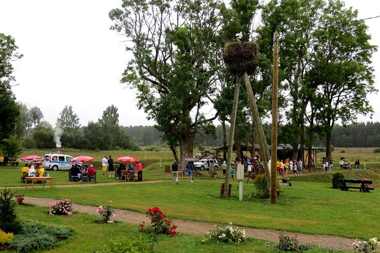 Latvijas viesnīcu un restorānu asociācijas (LVRA) sporta spēles viesu namā Ēmužas, 11.08.2013 www.lvra.lv Latvijas viesnīcu un restorānu asociācijas (LVRA) sporta spēles viesu namā Ēmužas, 11.08.2013 www.lvra.lv 103372