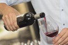 Vīnu izvēle demokrātiskajā vīna bārā Garage ir pārliecinoša – itāļu prosecco, Argentīnas, Vācijas, Francijas vīni 1