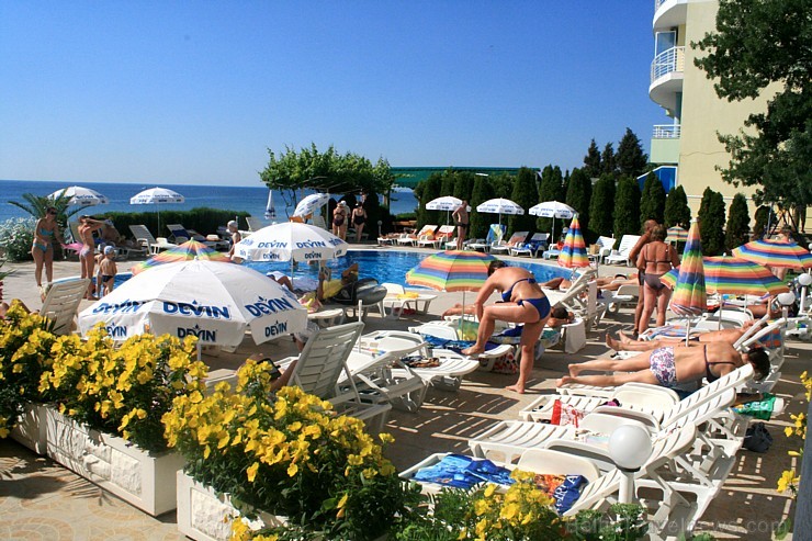 Saulainais krasts ir pats lielākais Melnās jūras piekrastes kūrortu komplekss.
Foto sponsors: www.novatours.lv 103919
