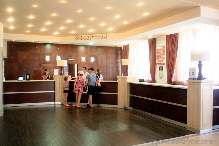 Vairāk nekā 120 dažādas viesnīcas, kuras ir izvietotas jūras krastā padara Saulaino krastu par brīnišķīgu oāzi.
Foto sponsors: www.novatours.lv 103922