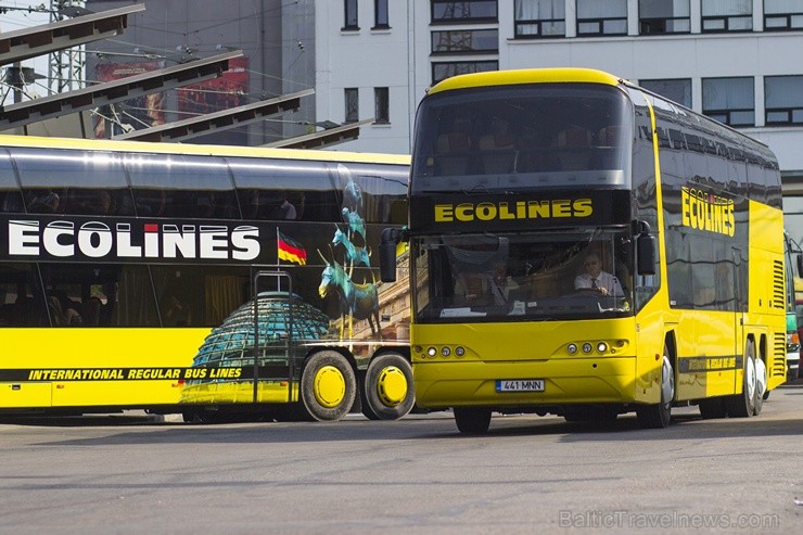 Ar Ecolines autobusiem ik dienas pasažieriem iespējams komfortabli ceļot starp 18 valstīm un gandrīz 200 pilsētām - www.ecolines.lv 104108