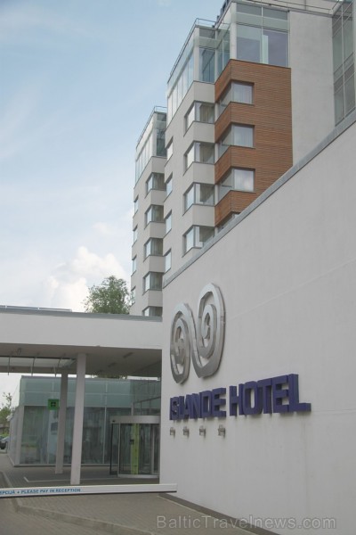Pārdaugavas viesnīcas «Islande Hotel» (www.islandehotel.lv) jumta terase piedāvā burvīgu panorāmas skatu Pārdaugavas viesnīcas «Islande Hotel» (www.islandehotel.lv) jumta terase piedāvā burvīgu panorāmas skatu 104246