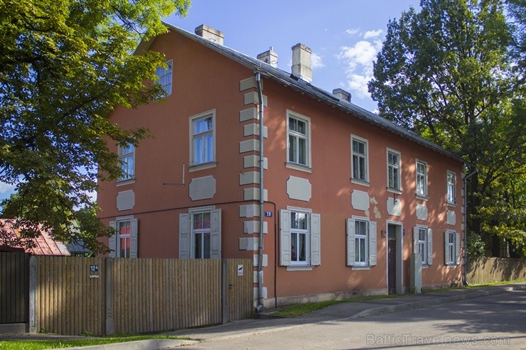 Tagadējais Atgāzenes ielu tīklojums ir radies 19.-20. gs. mijā. Pabraucot pa mazākām sieliņam, nepamet sajūta, ka dažviet redzamas Rīgas ainas no simt Tagadējais Atgāzenes ielu tīklojums ir radies 19.-20. gs. mijā. Pabraucot pa mazākām sieliņam, nepamet sajūta, ka dažviet redzamas Rīgas ainas no simt 104324