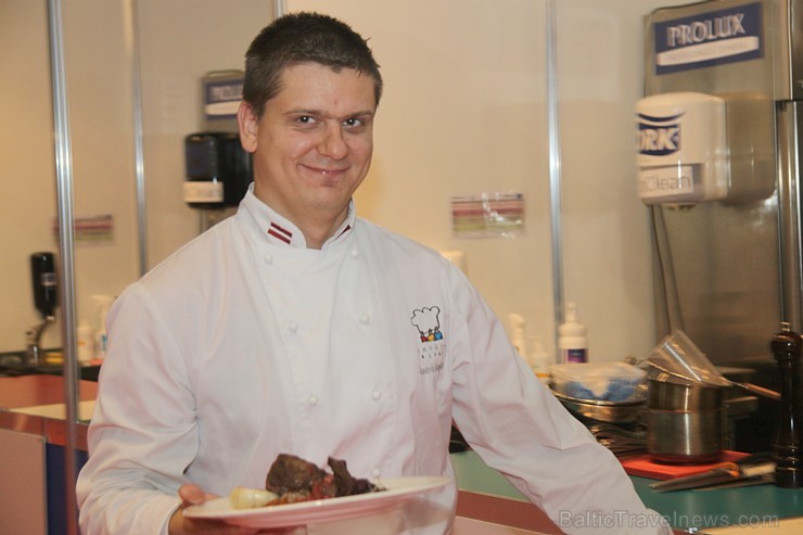 Pārtikas izstādes «Riga Food 2013» ietvaros norisinājās Latvijas pavārzeļļu konkurss. Vairāk informācijas - www.chef.lv Pārtikas izstādes «Riga Food 2013» ietvaros norisinājās Latvijas pavārzeļļu konkurss. Vairāk informācijas - www.chef.lv 104833