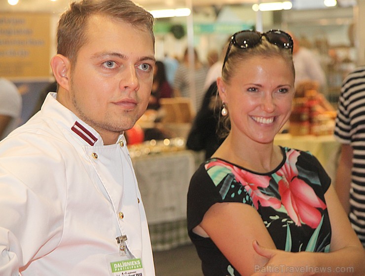 Pārtikas izstādes «Riga Food 2013» ietvaros norisinājās Latvijas pavārzeļļu konkurss. Vairāk informācijas - www.chef.lv Pārtikas izstādes «Riga Food 2013» ietvaros norisinājās Latvijas pavārzeļļu konkurss. Vairāk informācijas - www.chef.lv 104837