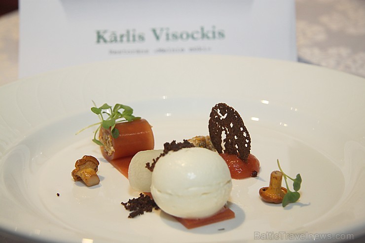 Latvijas 2013. gada pavāra konkurss (06.09.2013) pārtikas izstādē «Riga Food 2013». Vairāk informācijas - www.chef.lv Latvijas 2013. gada pavāra konkurss (06.09.2013) pārtikas izstādē «Riga Food 2013». Vairāk informācijas - www.chef.lv 104911