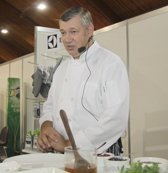 Latvijas 2013. gada pavāra konkurss (06.09.2013) pārtikas izstādē «Riga Food 2013». Vairāk informācijas - www.chef.lv Latvijas 2013. gada pavāra konkurss (06.09.2013) pārtikas izstādē «Riga Food 2013». Vairāk informācijas - www.chef.lv 105343
