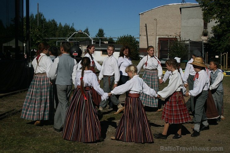 Aizvadītajā nedēļas nogalē tika svinēti tradicionālie Gulbenes – Alūksnes Bānīša svētki. Šogad Bānītis atzīmēja savas pastāvēšanas 110. gadadienu. Fot Aizvadītajā nedēļas nogalē tika svinēti tradicionālie Gulbenes – Alūksnes Bānīša svētki. Šogad Bānītis atzīmēja savas pastāvēšanas 110. gadadienu. Fot 105348