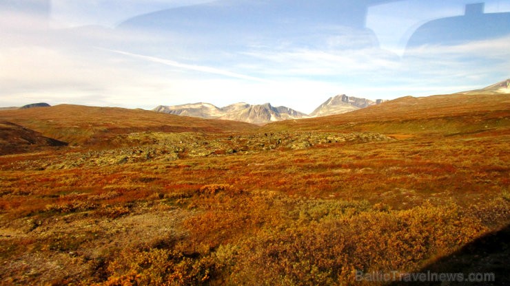 Jau no seniem laikiem Dovres kalni zināmi kā robeža starp ziemeļu un dienvidu Norvēģiju. 105462